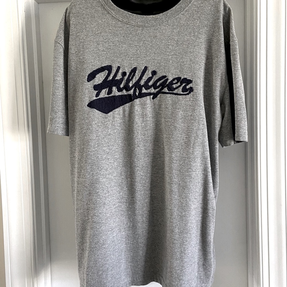 Tommy Hilfiger short sleeve T-shirt size Large.